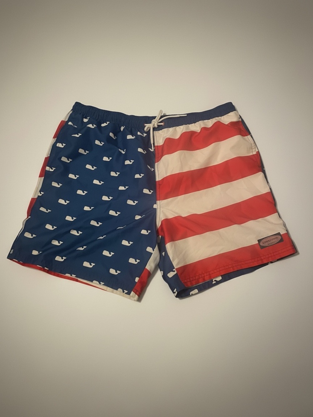 Vineyard Vines Men's American Flag Swim Trunks - Blue & Red Whale Print